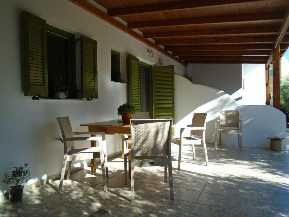 אלינדה Leros Eleonas Apartments מראה חיצוני תמונה