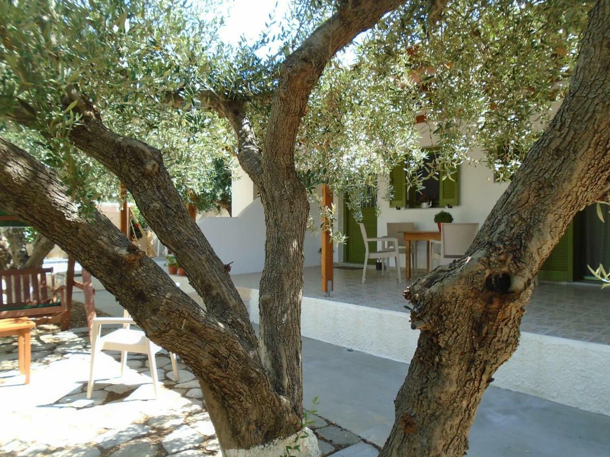 אלינדה Leros Eleonas Apartments מראה חיצוני תמונה