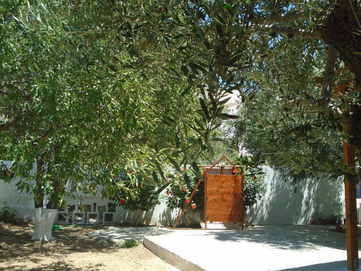 אלינדה Leros Eleonas Apartments מראה חיצוני תמונה