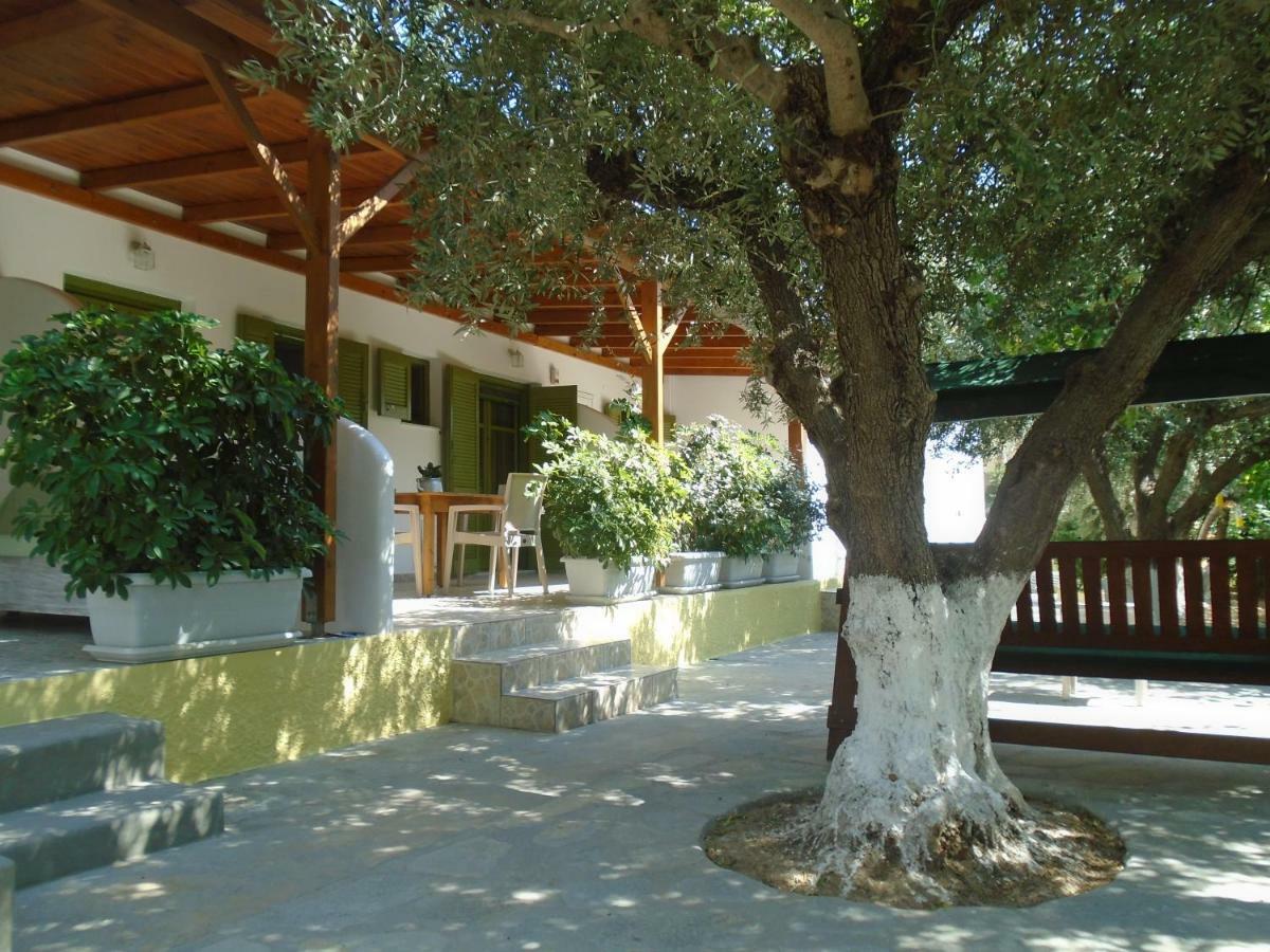 אלינדה Leros Eleonas Apartments מראה חיצוני תמונה