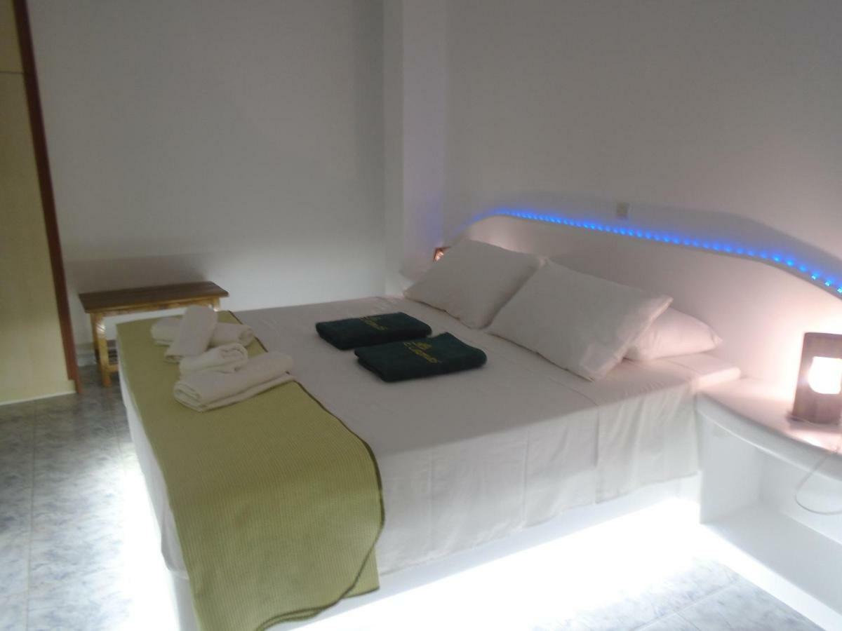 אלינדה Leros Eleonas Apartments מראה חיצוני תמונה